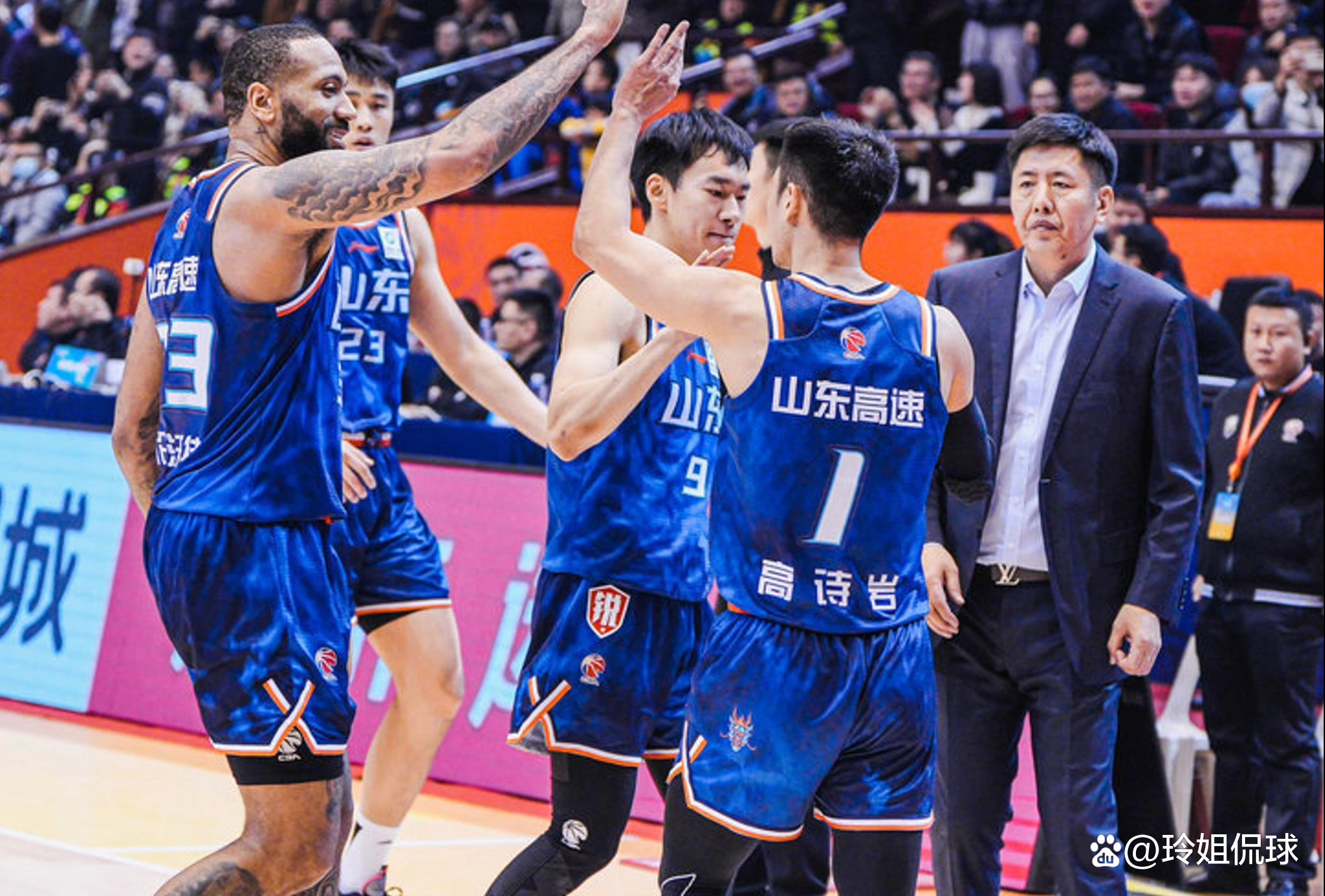 英雄联盟投注-NBA常规赛加时末段走向成谜，山东男篮迎来里程碑，媒体盛赞，赛季目标并未改变的简单介绍